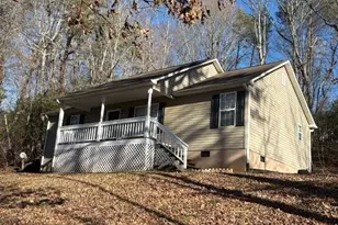 124 Tradewinds Rd, Cleveland, GA 30528 - Photo 1