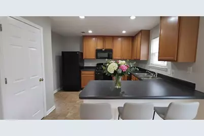 623 Hawthorn Lane, Grayson, GA 30017 - Photo 7