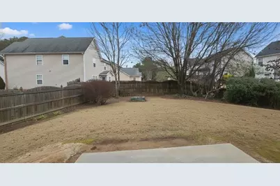 623 Hawthorn Lane, Grayson, GA 30017 - Photo 23