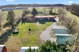 719 Sunlight Rd, Ellijay, GA 30540 - Photo 43