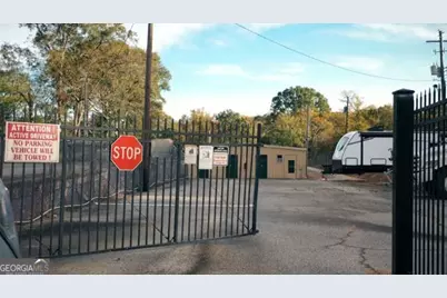 124 Sycamore Street, Jefferson, GA 30549 - Photo 1