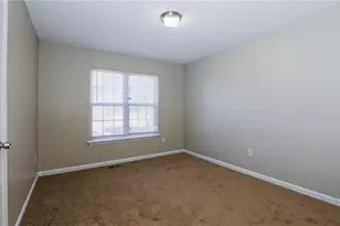 5747 Graceland Dr, Powder Springs, GA 30127 - Photo 9