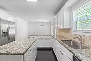 4353 Pond Edge Rd, Snellville, GA 30039 - Photo 19