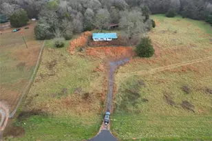 6050 Sandy Cross Rd, Carnesville, GA 30521 - Photo 1