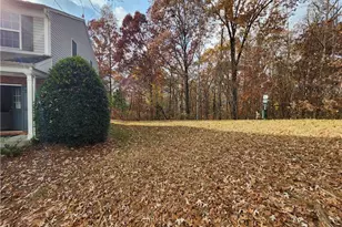 1030 Prestwyck Ct, Alpharetta, GA 30004 - Photo 9