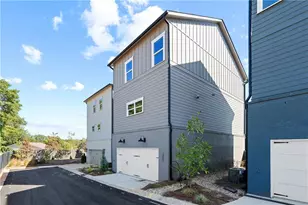 367 King's Landing, Hapeville, GA 30354 - Photo 3