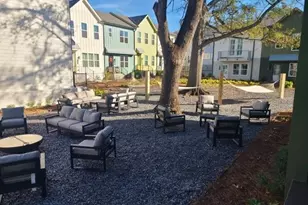 1407 Cozy Cir SE, Atlanta, GA 30315 - Photo 11