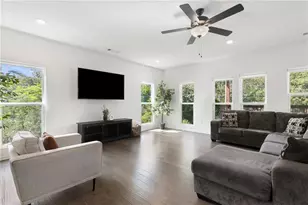 973 Mayson Turner Rd NW, Atlanta, GA 30314 - Photo 7