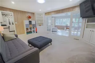 5735 Riverwood Dr, Atlanta, GA 30328 - Photo 11