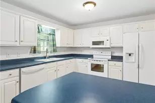 3871 Purdy Dr, Lithia Springs, GA 30122 - Photo 15