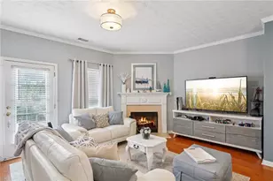 660 Kenridge Dr, Suwanee, GA 30024 - Photo 9