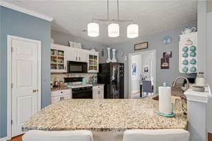 660 Kenridge Dr, Suwanee, GA 30024 - Photo 7