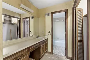 5249 Santee St SW, Stone Mountain, GA 30087 - Photo 11
