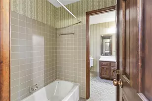 5249 Santee St SW, Stone Mountain, GA 30087 - Photo 15