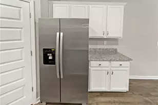 8120 Highland Dr SW, Covington, GA 30014 - Photo 13