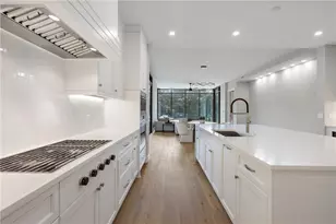 2520 Peachtree Rd NW, Atlanta, GA 30305 - Photo 9