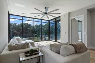 2520 Peachtree Rd NW, Atlanta, GA 30305 - Photo 19