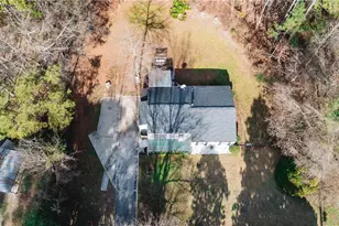 3184 Newcastle Way, Snellville, GA 30039 - Photo 9