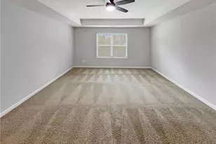 11911 Lovejoy Crossing Way, Hampton, GA 30228 - Photo 17