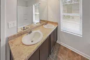 11911 Lovejoy Crossing Way, Hampton, GA 30228 - Photo 21