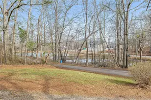 75 Lake St, Jefferson, GA 30549 - Photo 21
