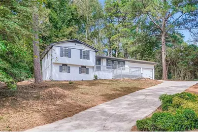 644 Navarre Drive, Stone Mountain, GA 30087 - Photo 1