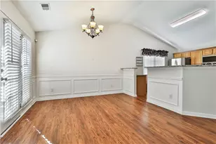 46 Crimson Way, Newnan, GA 30265 - Photo 9