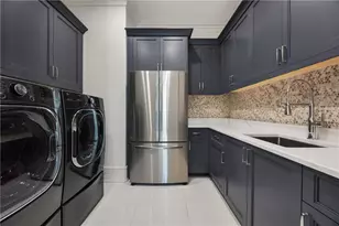 1105 Moores Mill Rd NW, Atlanta, GA 30327 - Photo 31