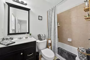 1646 Austin Meadows Dr, Decatur, GA 30032 - Photo 9