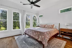 1054 White Oak Ave SW, Atlanta, GA 30310 - Photo 5