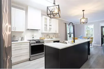 4867 Pinnacle Drive, Stone Mountain, GA 30088 - Photo 15