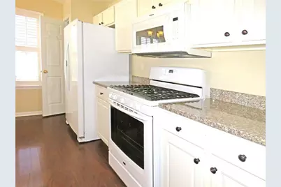 301 Park Forest Court NW, Kennesaw, GA 30144 - Photo 17