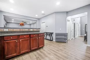 6297 Polar Fox Ct, Riverdale, GA 30296 - Photo 13