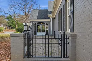 1004 Clairemont Ave, Decatur, GA 30030 - Photo 9