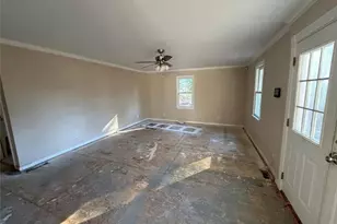 109 Glenn St, Dallas, GA 30132 - Photo 13