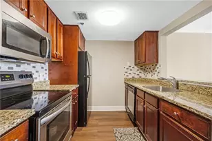 1280 W Peachtree St NW, Atlanta, GA 30309 - Photo 9