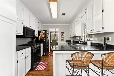 5920 Branden Hill Lane, Buford, GA 30518 - Photo 11