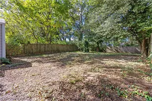 225 1st St SW, Atlanta, GA 30314 - Photo 19