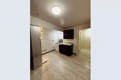 815 Sunfield Drive NW, Lilburn, GA 30047 - Photo 17