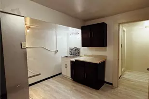 815 Sunfield Dr NW, Lilburn, GA 30047 - Photo 17