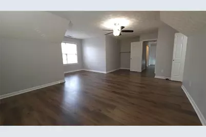 1048 Falls Brooke Drive, Conyers, GA 30094 - Photo 5