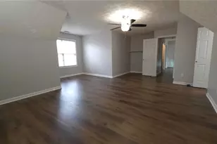 1048 Falls Brooke Dr, Conyers, GA 30094 - Photo 5