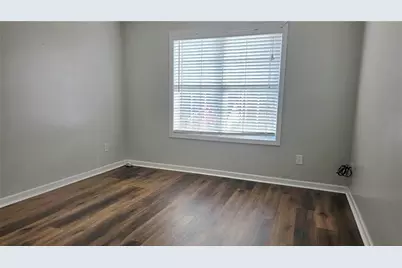 1048 Falls Brooke Drive, Conyers, GA 30094 - Photo 9