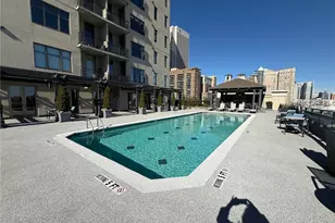 565 Peachtree Street NE, Atlanta, GA 30308 - Photo 21