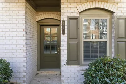 555 Broadview Place NE, Atlanta, GA 30324 - Photo 3