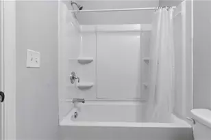 555 Broadview Pl NE, Atlanta, GA 30324 - Photo 19