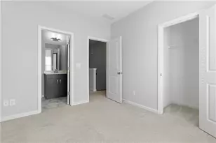 555 Broadview Pl NE, Atlanta, GA 30324 - Photo 17