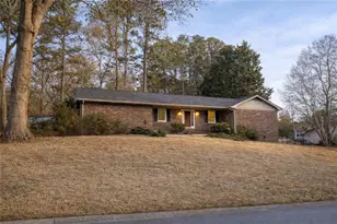 370 Merrydale Dr SW, Marietta, GA 30064 - Photo 1