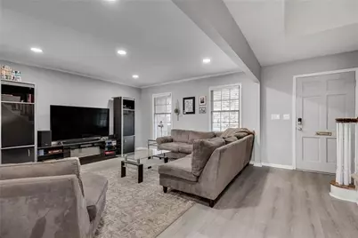 6520 Roswell Road #11, Atlanta, GA 30328 - Photo 5