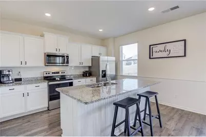 29 Moultrie Court, Hoschton, GA 30548 - Photo 9